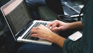 开云体育下载-篮球专项技术动作标准化训练体系构建，篮球动作技能理论知识