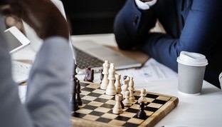 开云体育ios下载-职业选手状态回暖帮助战队止住连败颓势，职业选手退出