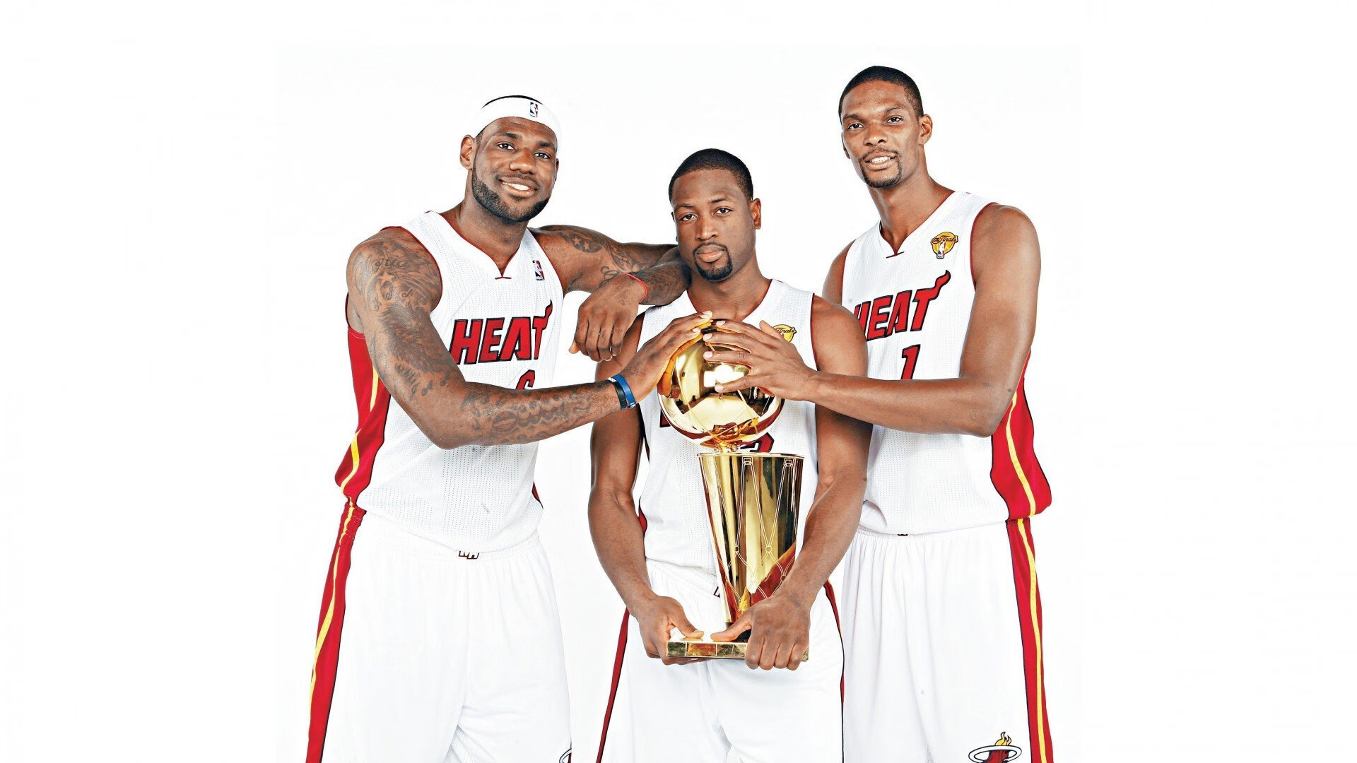 五大联赛是否建立位置互换机制加强球员战术弹性,五大联赛地位